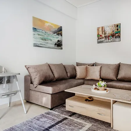 Διαμέρισμα Cosy Spacious *