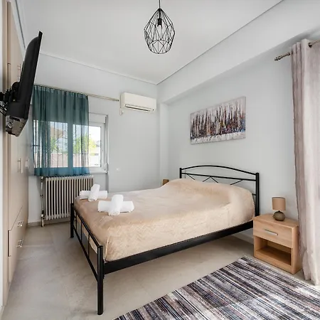 Διαμέρισμα Cosy Spacious